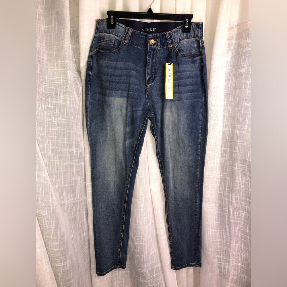VENUS High-Rise Slim Jeans in Washed Blue size 8 NWT - Picture 4 of 6